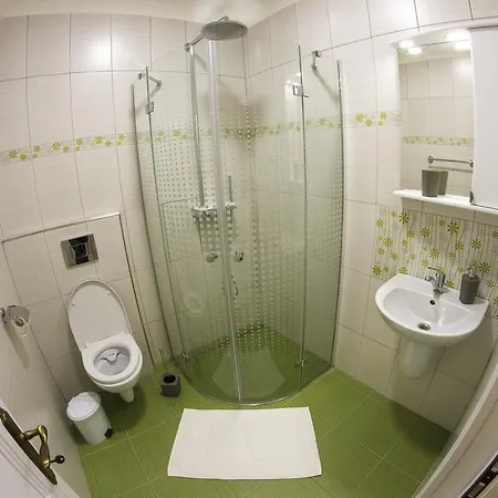 Comfy Central Апартаменти